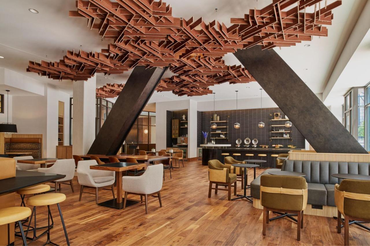 Hotel Sheraton Downtown 4*