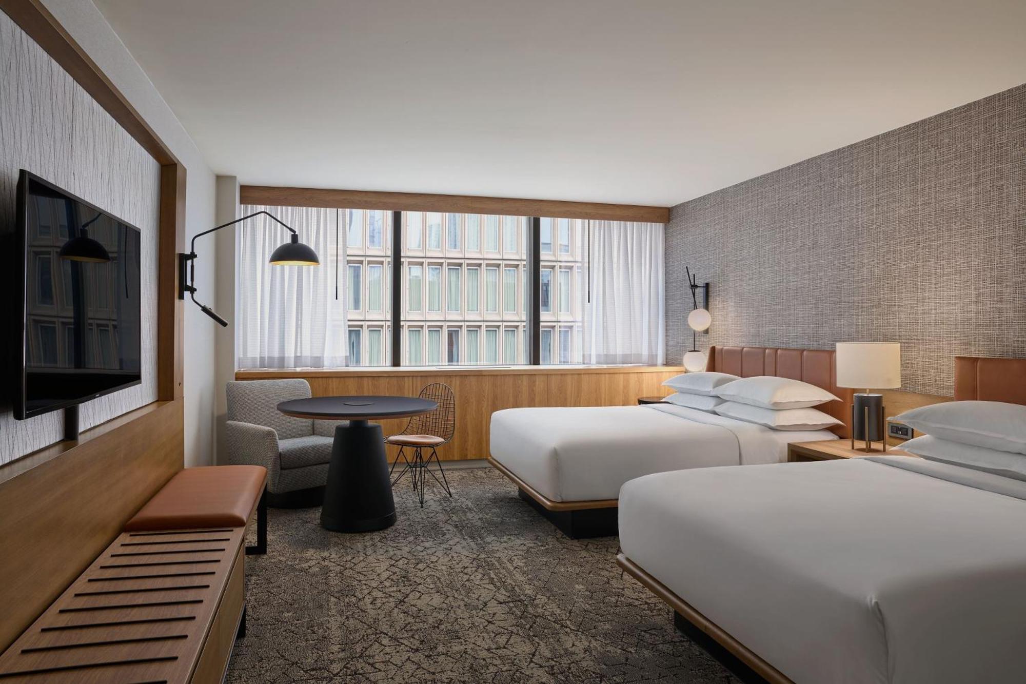 Sheraton Downtown 4*